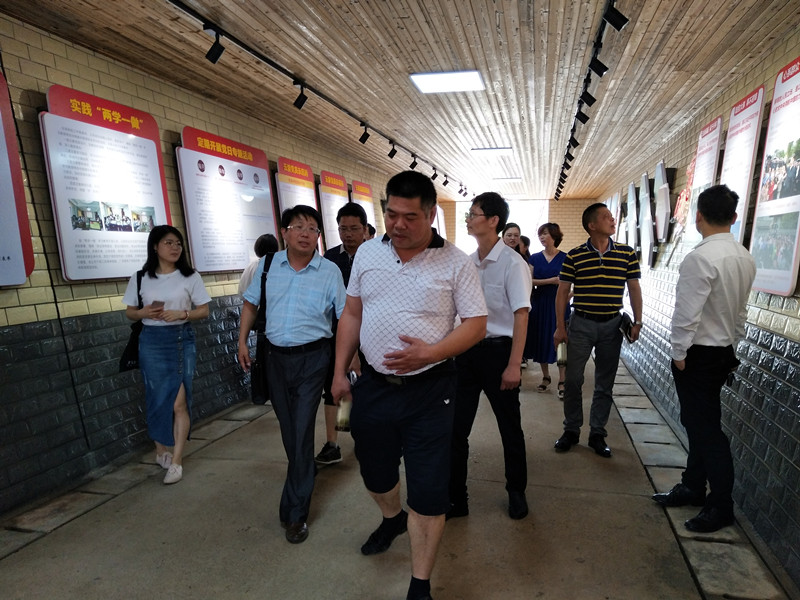 長沙云游茶業有限公司,湖南綠茶,紅茶價格,長沙毛尖批發,云游陶餈禮盒,云游茶業 長沙云游茶業有限公司,湖南綠茶,紅茶價格,長沙毛尖批發,云游陶餈禮盒,云游茶業